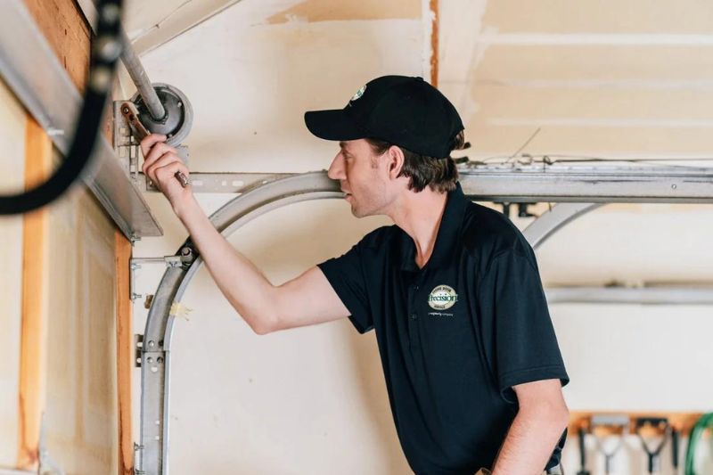 Garage door drum repair services